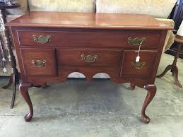 Cherry Pennsylvania House Sofa Table 299 Home House Apartment Decor Design Forsale Sale Homedecor Homedesign Home Accessories Sofa Table Furnishings