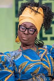 Funny but Painfully Honest Look at Beauty Standards