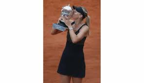 Champdieu. Candice Beal va ramasser les petites balles jaunes de  Roland-Garros