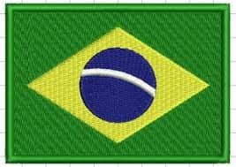 A bandeira do brasil é formada por um retângulo verde, um losango amarelo no centro, uma esfera azul celeste dentro do losango, e uma faixa branca significado das cores da bandeira do império do brasil. Bandeira Do Brasil Preta Emborrachada Toca Militar Artigos Militares E Muito Mais