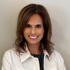 Anna Narducci's Instagram, Twitter & Facebook