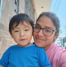 🔰En estos momentos, el alcalde provincial Julio Meléndez Lázaro y la  gerenta de Desarrollo Social, María Cabrera La Rosa, se encuentran en Lima  para recibir el distintivo “Apuesta por la Primera Infancia”,