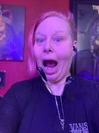 Is attaching glasses cord a new trend?