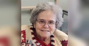 Deb Rees's Instagram, Twitter & Facebook