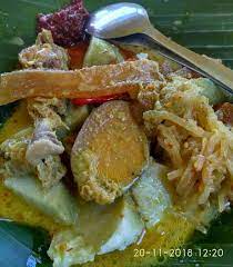 Lontong Sayur Opor Ayam And Krupuk Kulit Masakan