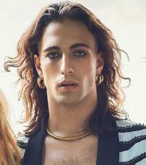 Damiano David, chanteur principal du groupe de rock italien Måneskin :  r/AltLadyboners