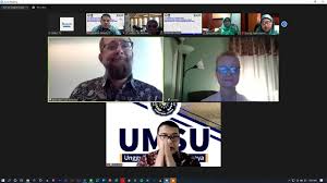 Bab.la is not responsible for their content. Dosen As Tak Sabar Mengajar Di Umsu