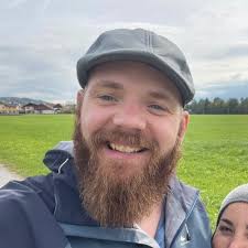 Holzforschung: Habilitation über lignozellulosische Materialien