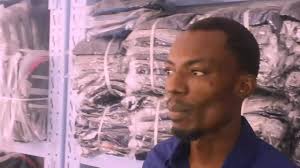 Conférence de Presse avortée, Jean Robert Ilestin, le secrétaire Général du  Centre commerciale de Tabarre dénonce ses collègues où le Panel a été  constitué du Président Jonas Vincent, Mme Marie Yanik ...