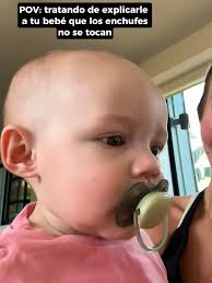 Lecciones divertidas entre papá y bebé