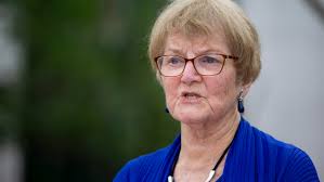 Economic Club honors Marjorie Turnbull with Tait award