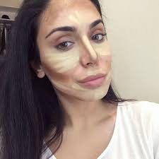 May 17, 2018 · she definitely had a wider nose shape back then, particularly around the nose tip area. How To Make Your Nose Look Smaller With Nose Contouring Savoir Flair