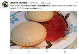 Click to see full answer. How To Thaw Defrost Smucker S Uncrustables Quickly