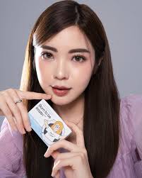 your eyes speak of love🫶🏻, can't get enough of this lenses from  @hapakristin_sea , it's super comfortable and the color is just perfect💓  Use my code “JENNIFERCHANDRA10” for Discount Code!