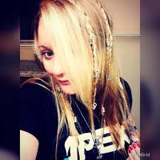 Jennifer Umstead's Instagram, Twitter & Facebook