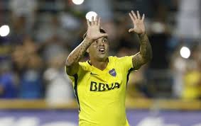 No obstante, cuadrado amagó y volvió para recibir el pase de cardona. Cardona Hace Gol De Penalti En Triunfo De Boca Juniors