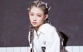 Cha cô là bae wan young và mẹ là jeong hyun sook; Tri Be Unveils Hyunbin S Tri Be Da Loca Teaser Images Allkpop