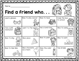 Free Activity For The First Day Of School First Day Of School Activities Back To School Teacher School Icebreakers