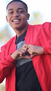 Issac Ryan Brown (@IssacRyanBrown1)