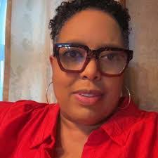 Kimberly Crafton's Instagram, Twitter & Facebook