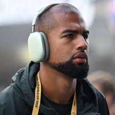 Robert Sanchez (@IRobertSanchez)