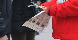 Comprar lotería especial cruz roja. Cruz Roja Benavente Vende Mas De 100 Participaciones De Loteria De Navidad