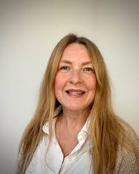 Eileen Fleury's Instagram, Twitter & Facebook