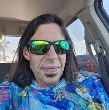 Julian Bonner's Instagram, Twitter & Facebook