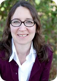 Elisabeth Karl's Instagram, Twitter & Facebook