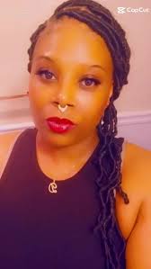 Dee Mitchell (@deemitchell7)