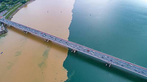 Why Some Rivers Refuse to Blend with Other Water Sources