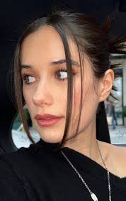 I'm waiting for my kids and guests to arrive for my birthday party- I  wanted to thank all of you around the world for all of the amazing birthday  wishes!