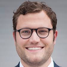 Competitive? Learn When to Bring it On—and When to Back Off