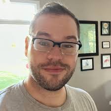 Eric Hilse's Instagram, Twitter & Facebook