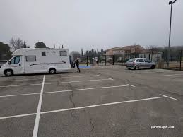 La moins chère est en bus de nuit et bus, ce qui coûte il y a 11 façons d'aller de paris à gonfaron en train, bus, bus de nuit, voiture ou avion. Parking Jour Et Nuit Gonfaron Les Houerts Var France
