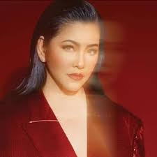 Queen Regine and Pops at...