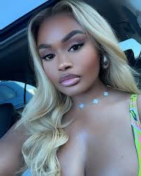 one sec, I'm gonna get a solo shot 🤭🧚🏾🫧💚