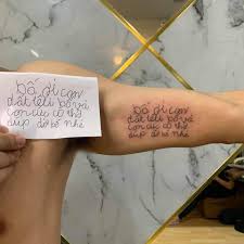Xem thêm ý tưởng về hình xăm, xăm, ý tưởng hình xăm. Ong Bá»' XÄƒm Nhá»¯ng Net Chá»¯ Ä'áº§u Ä'á»i Cá»§a Con Gai Len Canh Tay