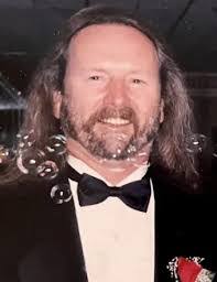 Robert Rakowski's Instagram, Twitter & Facebook