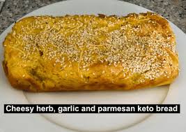 This cheesy jalapeño keto chicken is the perfect easy dinner with just 5 net carbs! Cheesy Herb Garlic And Parmesan Keto Bread Keto Ben