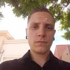 Chris Gottfried's Instagram, Twitter & Facebook