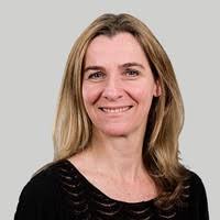 Karen Elvidge's Instagram, Twitter & Facebook