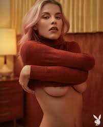 Ashley Smith Hot Model