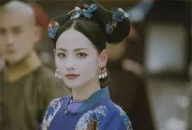 Tại sao Khang Hi lại phạt Dung Phi đi dọn nhà vệ sinh?