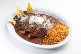 This sour cream enchiladas recipe makes yummy enchiladas that are easy to make. Faites Vous Livrer Ou Commandez A Emporter Chez Pancho Villa Restaurant 361 Elgin St Ottawa On K2p 1m7 Canada En Ligne Sur Skip Skip