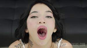 Premium Bukkake-Scarlett Lapiedra 3 Bukkake Interview - EPORNER
