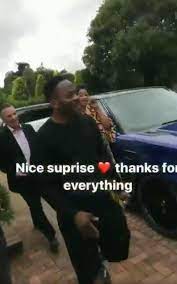 His father tamaraebi bukumo emigrated from west african country nigeria to england. Chelsea Striker Tammy Abraham Celebrates New Five Year Contract By Surprising His Parents With 140 000 Bentley
