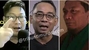 Tukang jual agama di panggung orang pecatan. Eko Kuntadhi Sebut Jozeph Paul Zhang Dan Yahya Waloni Tidak Ada Bedanya Cuma Beda Agama Doang Tribun Timur