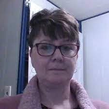 Maureen Menton's Instagram, Twitter & Facebook