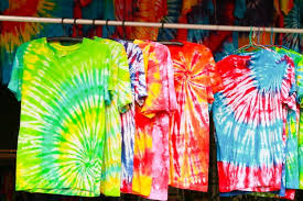 Scopri ricette, idee per la casa, consigli di stile e altre idee da provare. Tips Tampil Keren Dengan Busana Tie Dye Halaman All Kompas Com